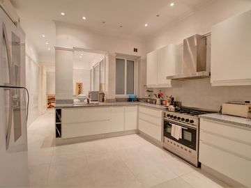 Uriburu y Arenales - Piso de Categoría en Venta - 377m2 *TOUR360 DISPONIBLE*
