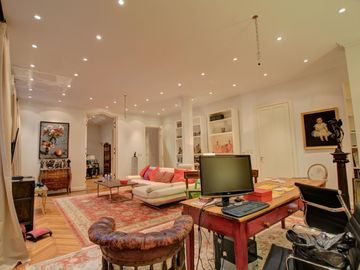 Uriburu y Arenales - Piso de Categoría en Venta - 377m2 *TOUR360 DISPONIBLE*