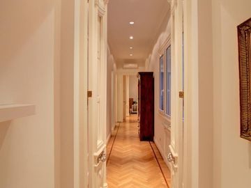 Uriburu y Arenales - Piso de Categoría en Venta - 377m2 *TOUR360 DISPONIBLE*