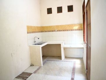 Rumah second murahhh Perum Gunung Anyar 800juta