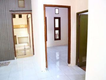 Rumah second murahhh Perum Gunung Anyar 800juta