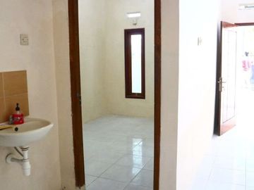 Rumah second murahhh Perum Gunung Anyar 800juta
