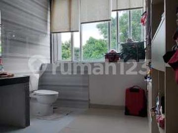 Di Jual Rumah di Kelapa Dua. Kebun Jeruk Jak-Bar