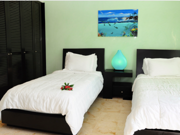 Penthouse 2 recamaras a una cuadra del mar en venta en playa del carmen