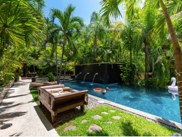 Penthouse 2 recamaras a una cuadra del mar en venta en playa del carmen