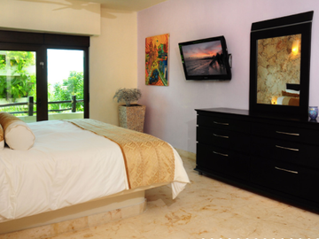 Penthouse 2 recamaras a una cuadra del mar en venta en playa del carmen