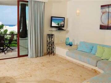 Penthouse 2 recamaras a una cuadra del mar en venta en playa del carmen