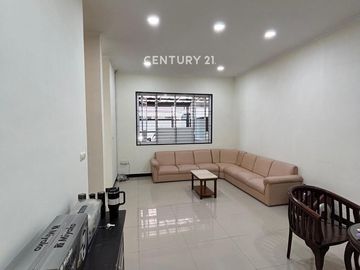 Rumah 2 Lantai Bersih Dan Nyaman Di Taman Kopo Indah 3 Bandung