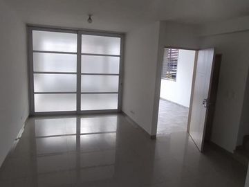 casa en arriendo en el bosque. Cod A11895