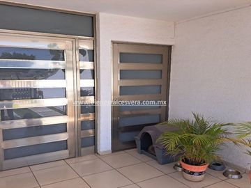 CASA EN VENTA EN CAMPESTRE SAN JUAN DEL RIO, EMILY