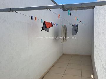 CASA EN VENTA EN CAMPESTRE SAN JUAN DEL RIO, EMILY