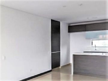 PR11820 SE VENDE APARTAMENTO EN SECTOR DE ALEJANDRIA / EL POBLADO.