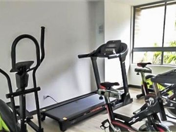 PR11820 SE VENDE APARTAMENTO EN SECTOR DE ALEJANDRIA / EL POBLADO.