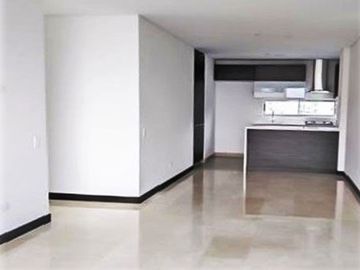 PR11820 SE VENDE APARTAMENTO EN SECTOR DE ALEJANDRIA / EL POBLADO.