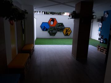 VENDO HERMOSA SUITE CERCA UDLA