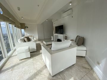 3-Bedroom Fully furnished Unit at Salcedo Park Twin Towers