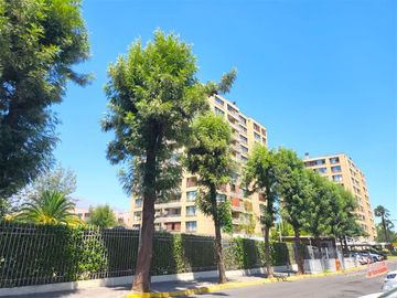 Departamento en Venta en Av. Grecia / Ñuñoa