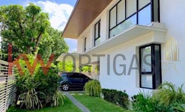 Modern House for Sale in Manila Southwoods, Carmona, Cavite