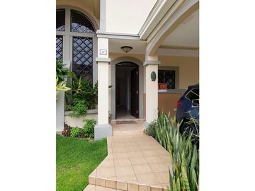 Se Vende / Alquila Casa Residencial Duplex en Albrook