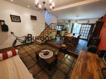 Casa PH en venta en Ramos Mejia Sur