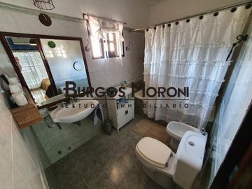 Casa PH en venta en Ramos Mejia Sur