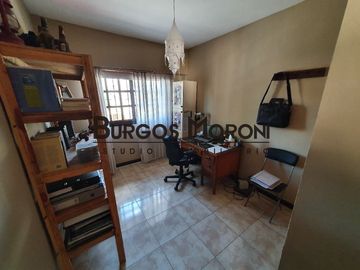 Casa PH en venta en Ramos Mejia Sur