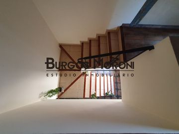 Casa PH en venta en Ramos Mejia Sur
