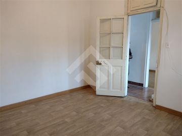 Local Comercial en Venta en Fray Luis de la peña / Bascuñan Guerrero