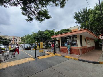 apartamento en venta en cañaverales. Cod V6291044