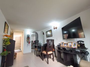 apartamento en venta en cañaverales. Cod V6291044