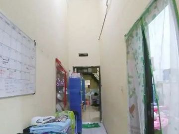 Jual Rumah dan Tempat Usaha di Jalan Raya Jambangan