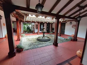 casa en venta en la morada. Cod V14563
