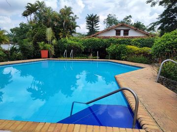 casa en venta en la morada. Cod V14563