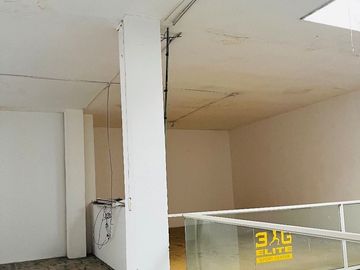 Propiedad única para desarrollar un proyecto comercial en Mitras  Monterrey