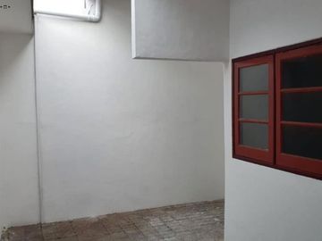 Rumah Baruk Rungkut Hadap Selatan