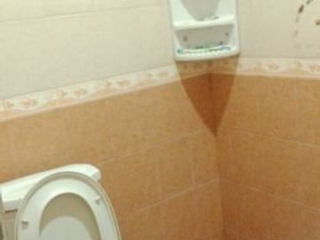Di kontrakan rumah 2 lantai di cipete utara jaksel