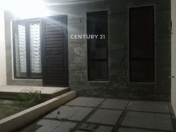 Rumah Siap Huni Di Harapan Mulya Bekasi Dijual  Lokasi Favorit