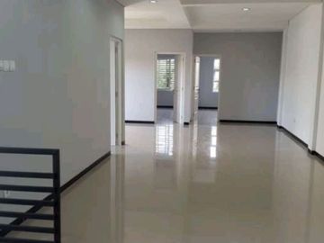 Ruko dijual di Semarang Barat dekat pusat kota. Semi Furnish