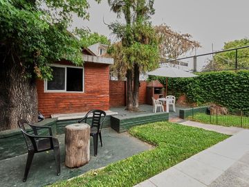 Venta Excelente Chalet C/ Parque, Quincho y Piscina - Boulogne