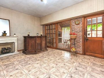 Venta Excelente Chalet C/ Parque, Quincho y Piscina - Boulogne