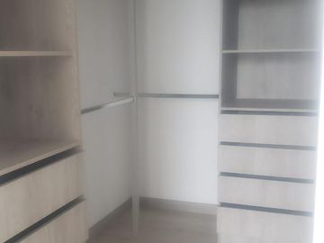 HERMOSO DUPLEX EN RENTA POR ESTRENAR - TUMBACO