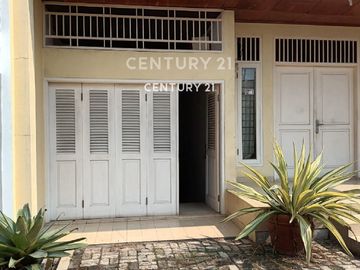 Rumah Mewah Ada Basement Di Kompleks Pemda Jatiasih Bekasi