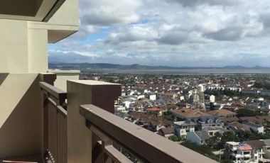 Rush for sale! 2BR unit at KAMALA bldg. Royal Palm Residences, Acacia Estates, Taguig