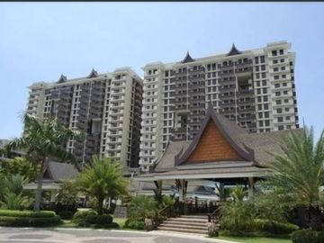 Rush for sale! 2BR unit at KAMALA bldg. Royal Palm Residences, Acacia Estates, Taguig