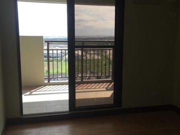 Rush for sale! 2BR unit at KAMALA bldg. Royal Palm Residences, Acacia Estates, Taguig