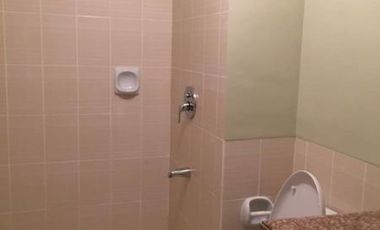 Rush for sale! 2BR unit at KAMALA bldg. Royal Palm Residences, Acacia Estates, Taguig