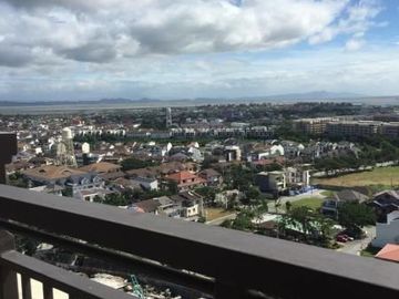 Rush for sale! 2BR unit at KAMALA bldg. Royal Palm Residences, Acacia Estates, Taguig