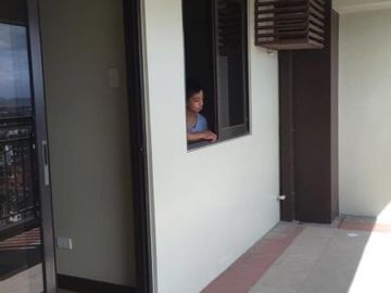 Rush for sale! 2BR unit at KAMALA bldg. Royal Palm Residences, Acacia Estates, Taguig