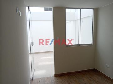 Departamento 101 - Proyecto en Estreno
¿Buscas un hogar moderno y cómodo en una ubicación estratégica? Este hermoso departamento flat es ideal para t
