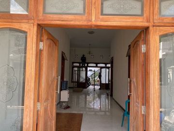Rumah Bhaskara Selatan Sedang Renov cocok buat Rumah Kost
